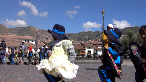 Kids dancing Plaza de Armes